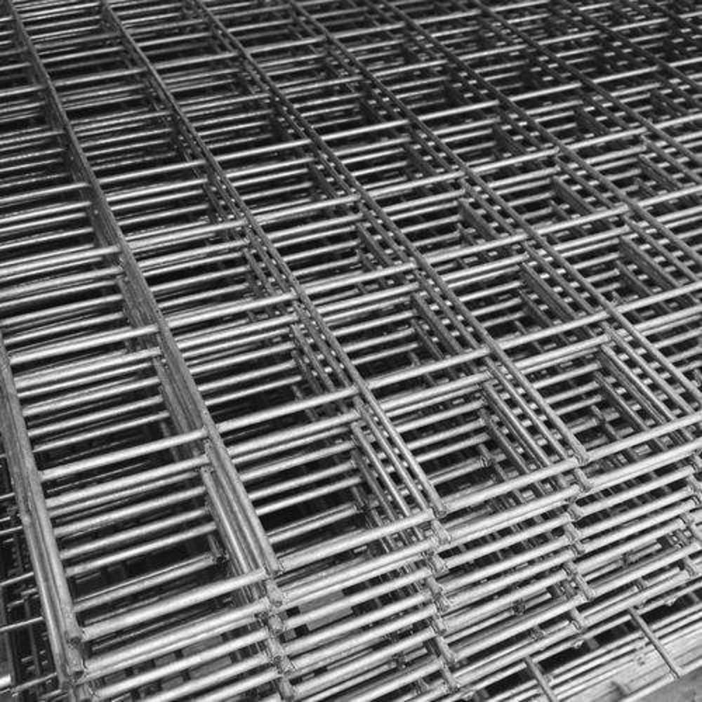 Welded wire fabric mesh rolls for slab and fencing work